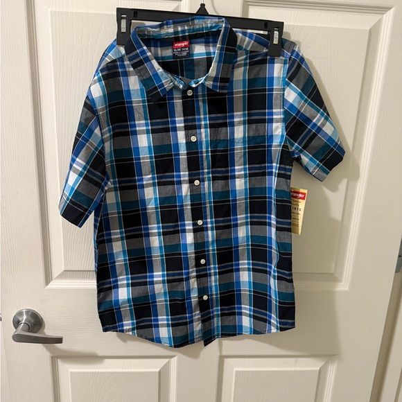 Wrangler Blue Plaid Short Sleeve Button-Up Shirt NWT XL - Picture 1 of 4